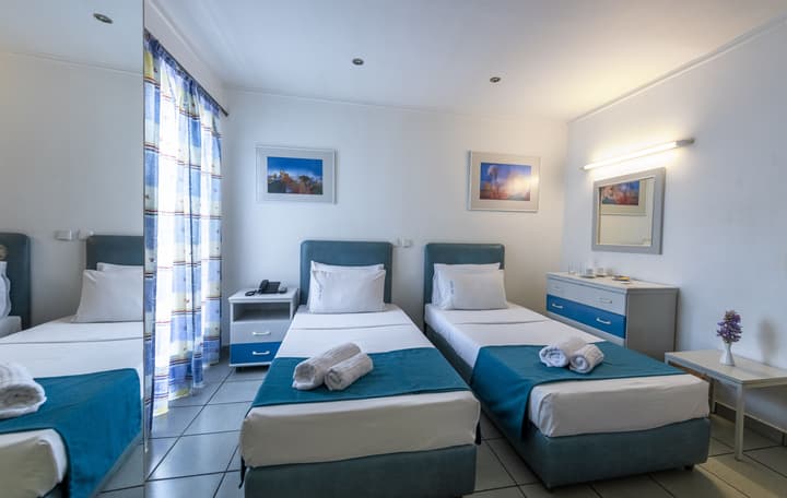 ROY Hotel