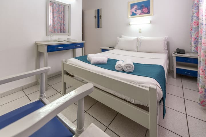 ROY Hotel