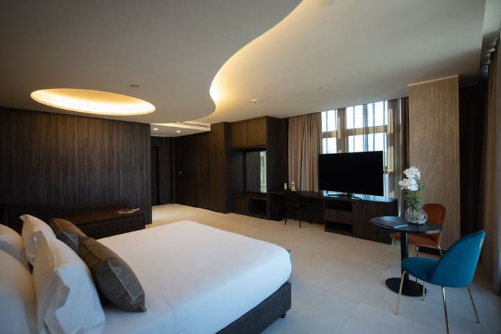 Gold Tower Lifestyle Hotel