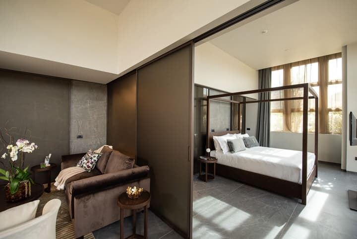 Gold Tower Lifestyle Hotel