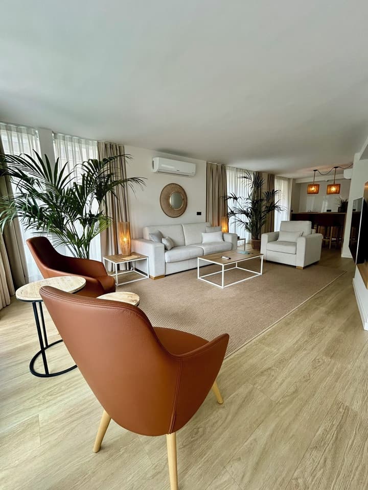 Hotel emblemático Hi Suites