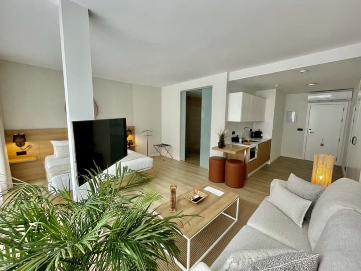 Hotel emblemático Hi Suites