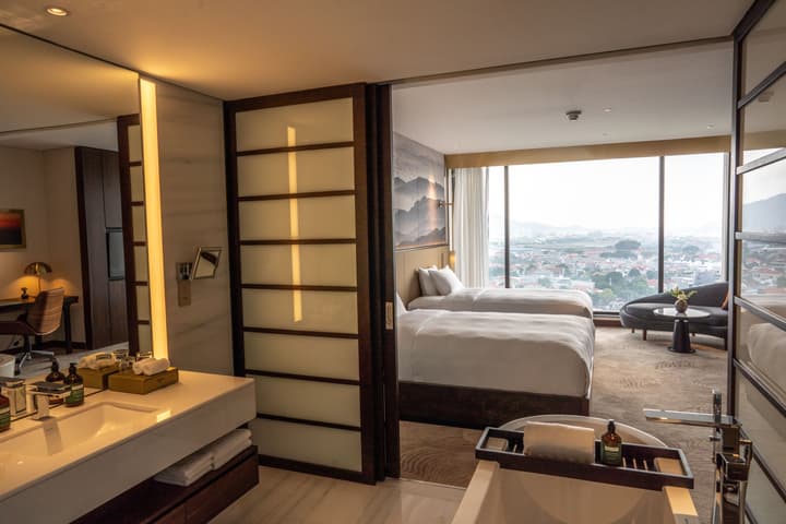 Crowne Plaza Vinh Yen City Centre by IHG