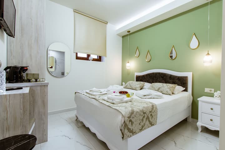 Konmari boutique suites