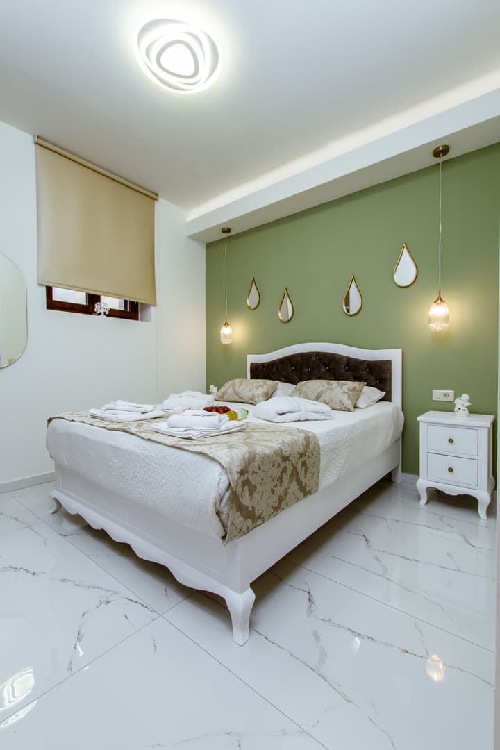 Konmari boutique suites