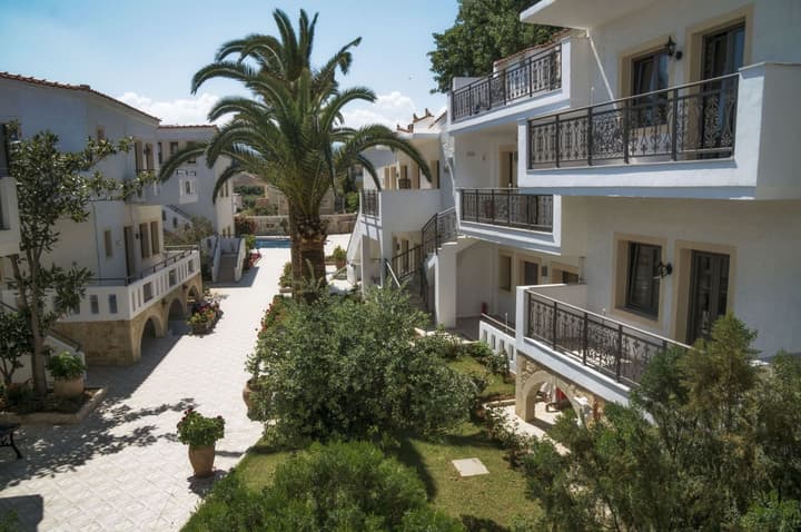 Flamingos Hotel by GHH