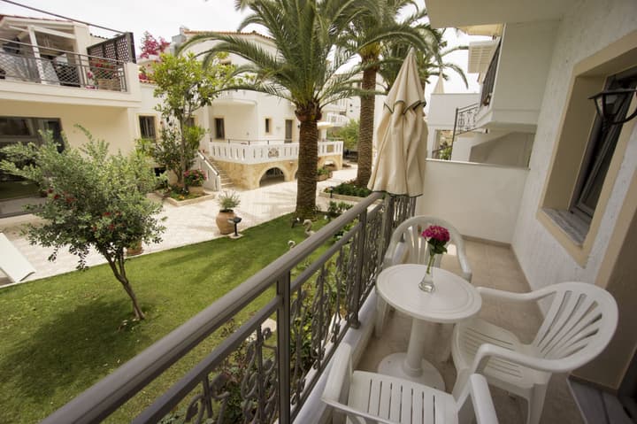 Flamingos Hotel by GHH