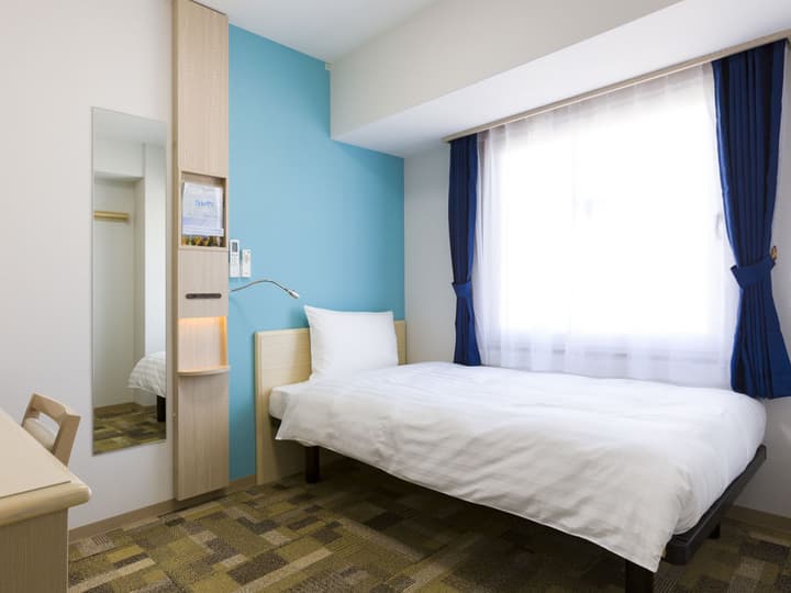 Toyoko Inn Tozai-sen Kiba-eki