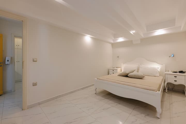 Aegean Palace