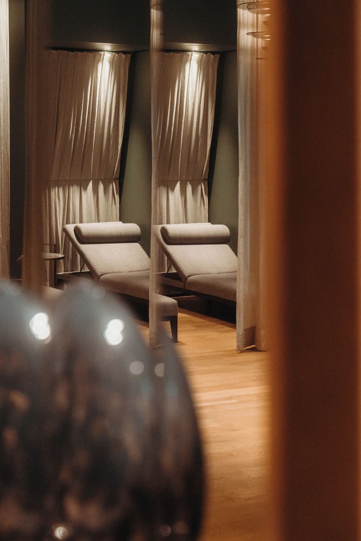 Rosewood Vienna