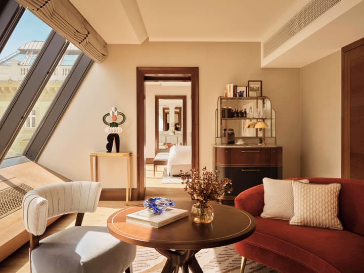 Rosewood Vienna