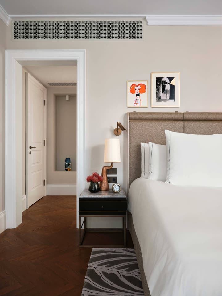 Rosewood Vienna