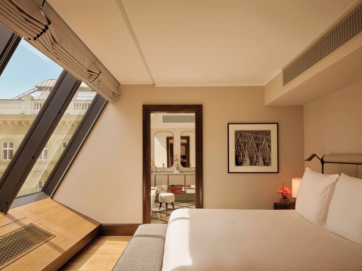Rosewood Vienna