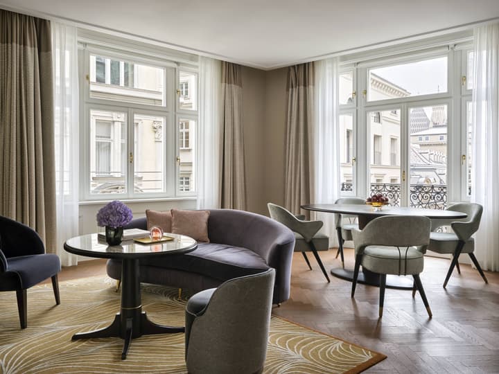 Rosewood Vienna