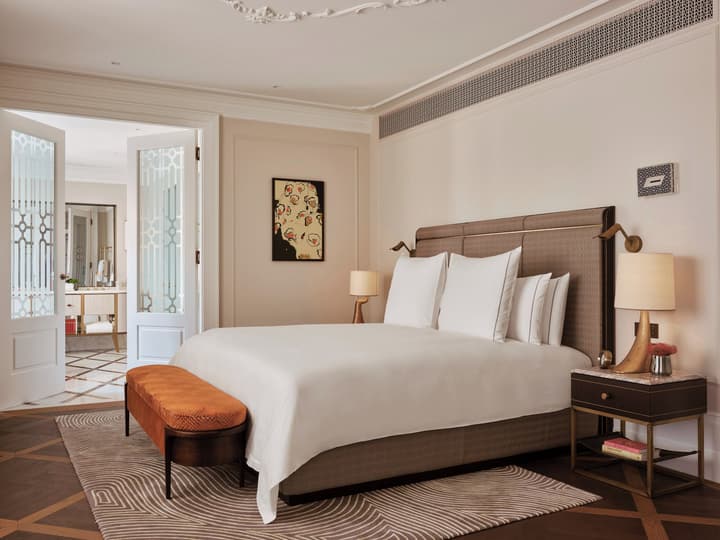 Rosewood Vienna