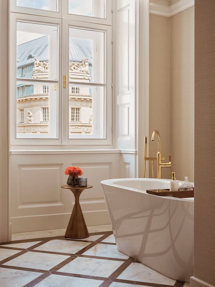 Rosewood Vienna