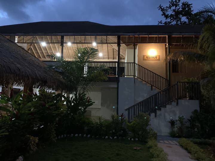 Comfy Stay In Jamaica -enjoy 7 Miles Of White Sand Beach! 2 Bedroom Villa by RedAwning