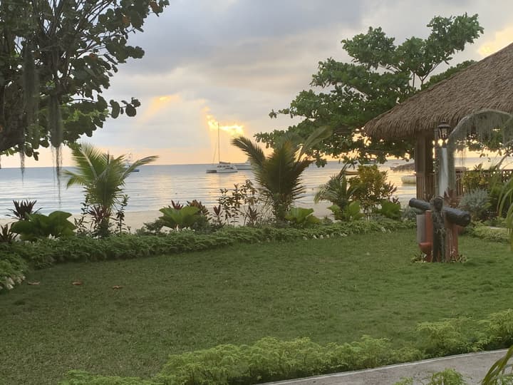 Comfy Stay In Jamaica -enjoy 7 Miles Of White Sand Beach! 2 Bedroom Villa by RedAwning