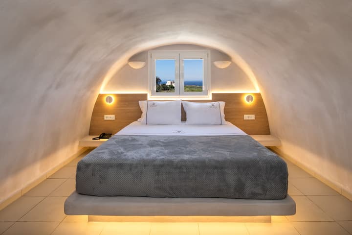 Aelia Luxury Suites