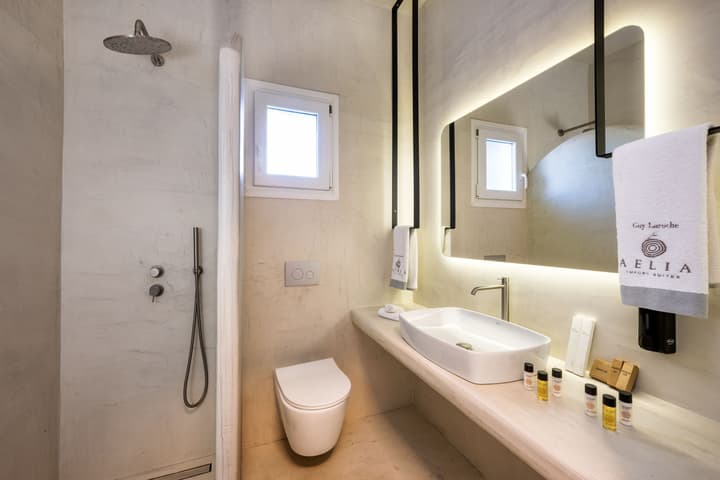 Aelia Luxury Suites