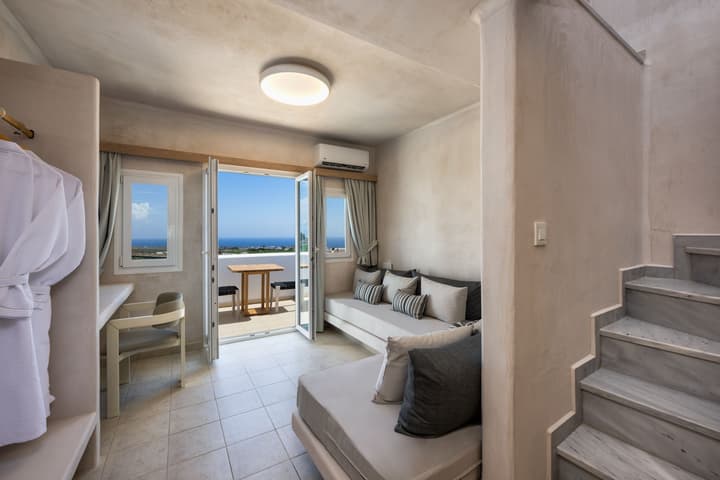Aelia Luxury Suites
