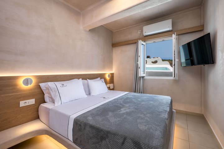 Aelia Luxury Suites