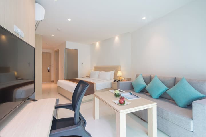 The Beachfront Hotel Phuket