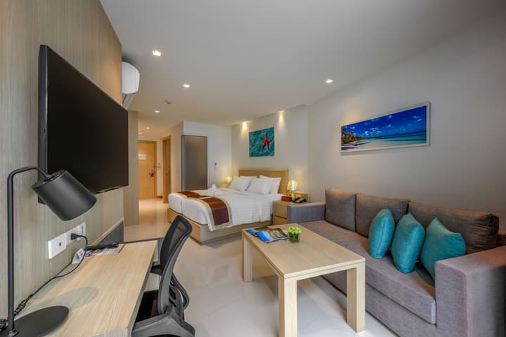 The Beachfront Hotel Phuket