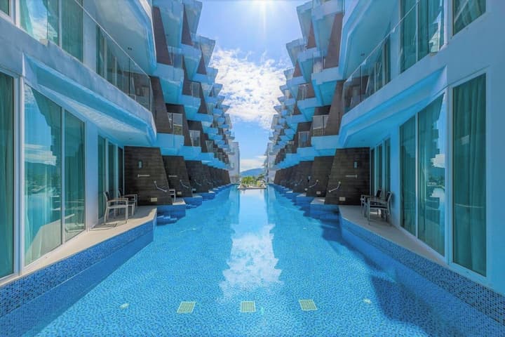 The Beachfront Hotel Phuket