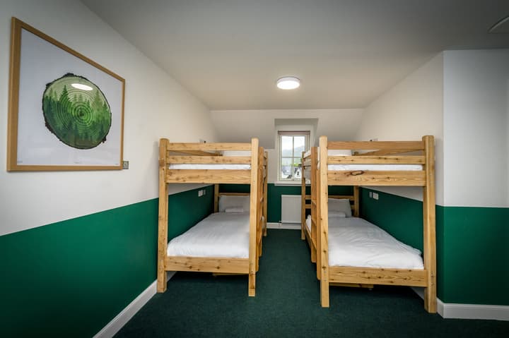 Loch Ness Bunk Inn