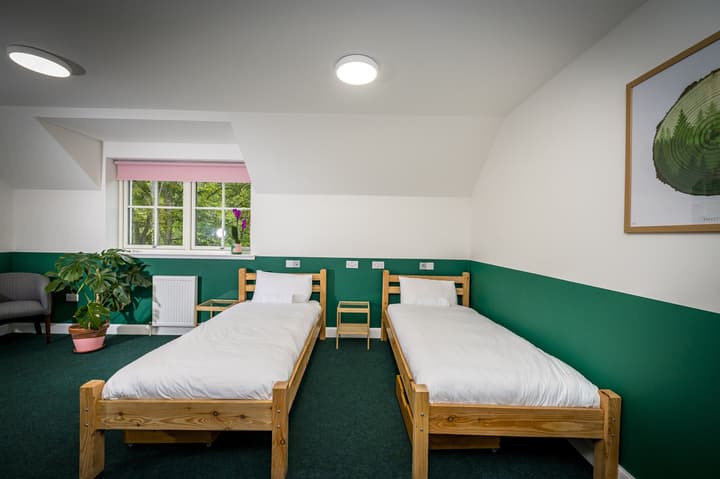 Loch Ness Bunk Inn