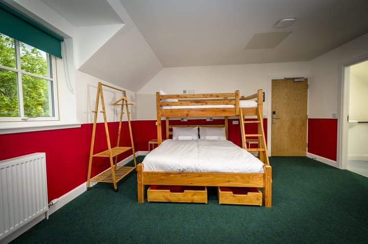Loch Ness Bunk Inn