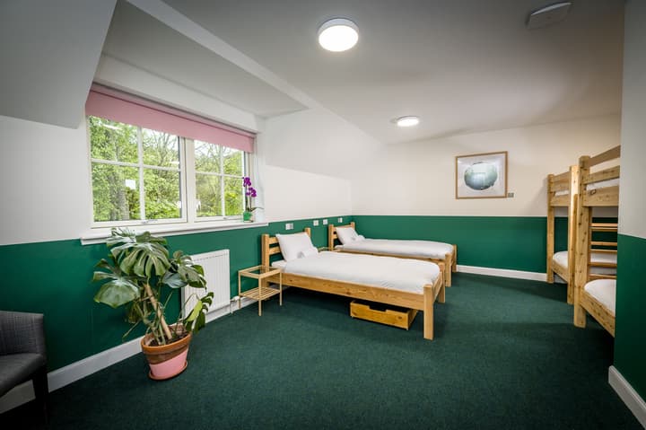 Loch Ness Bunk Inn