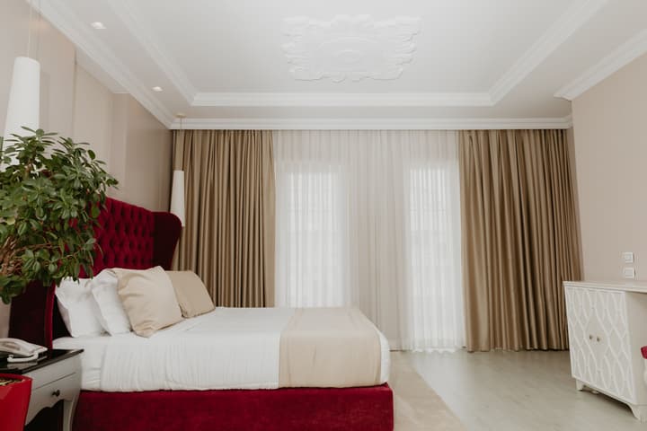Flower Hotels & Resorts