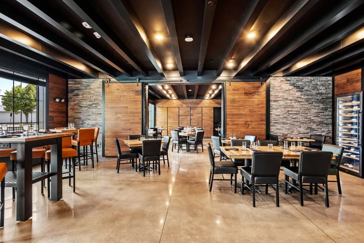 Cobblestone Hotel & Suites - De Pere/Green Bay