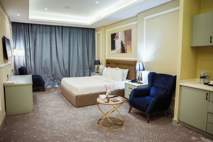 Al Mansour Plaza Hotel