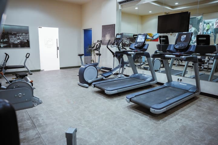 Al Mansour Plaza Hotel