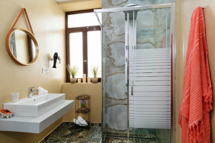 Diamond Suites