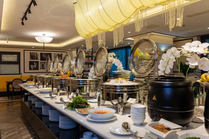 FTE Ba Dinh Hotel