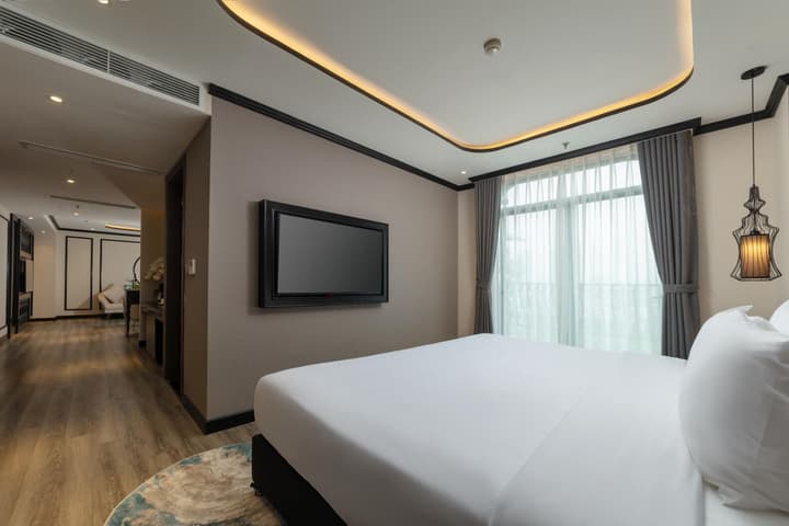 FTE Ba Dinh Hotel