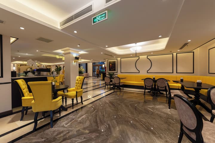 FTE Ba Dinh Hotel