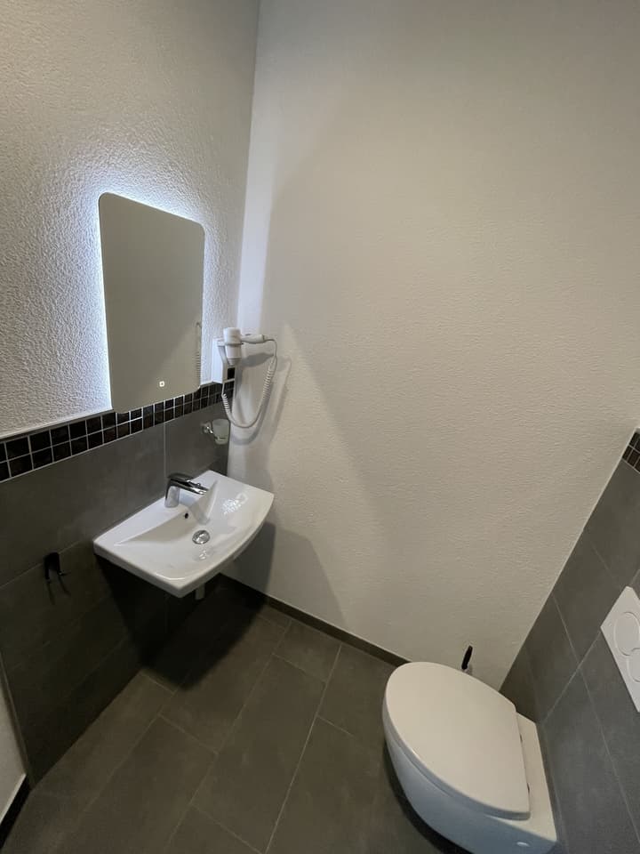 Yebs Hotel