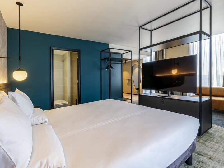 Novotel Liverpool Paddington Village