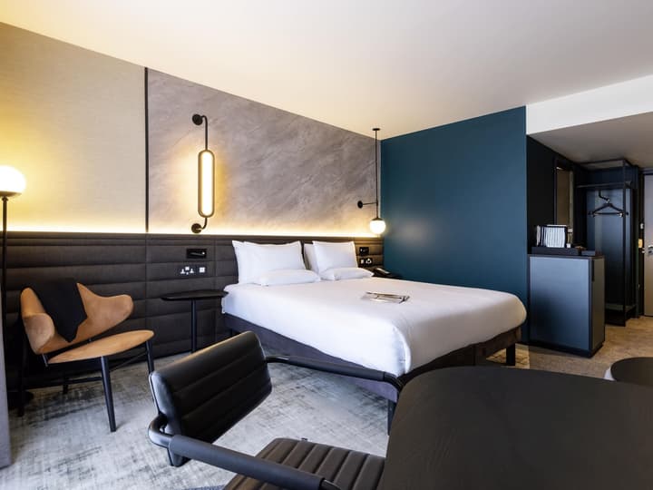 Novotel Liverpool Paddington Village
