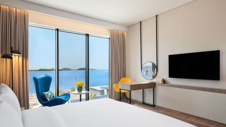 voco Dubai the Palm by IHG