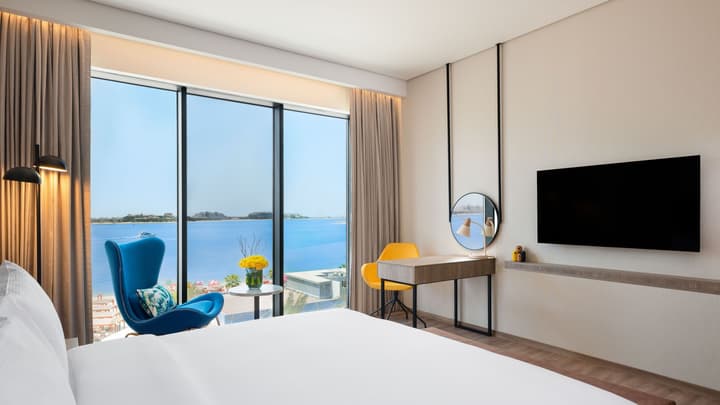 voco Dubai the Palm by IHG