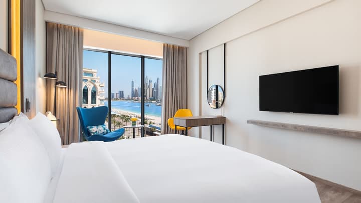 voco Dubai the Palm by IHG
