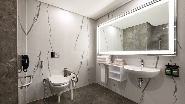 voco Dubai the Palm by IHG