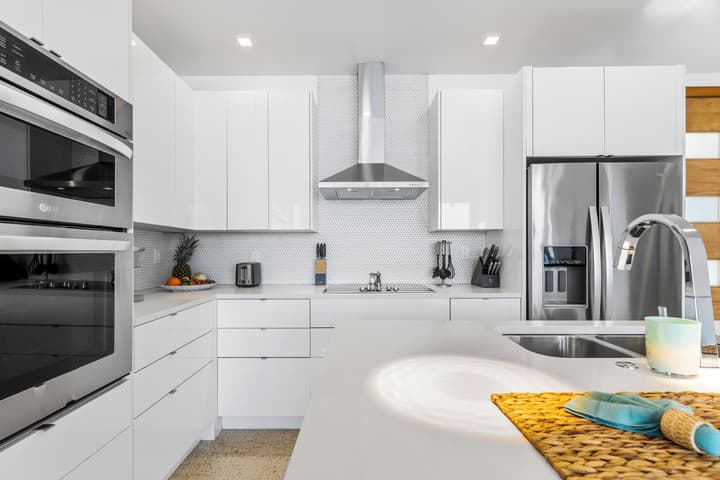 Cayman Luxury Rentals at Lighthouse Point Residences