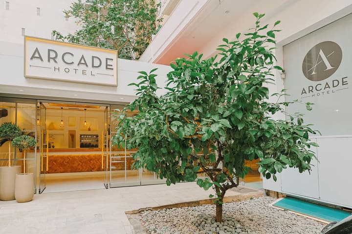 Arcade Hotel
